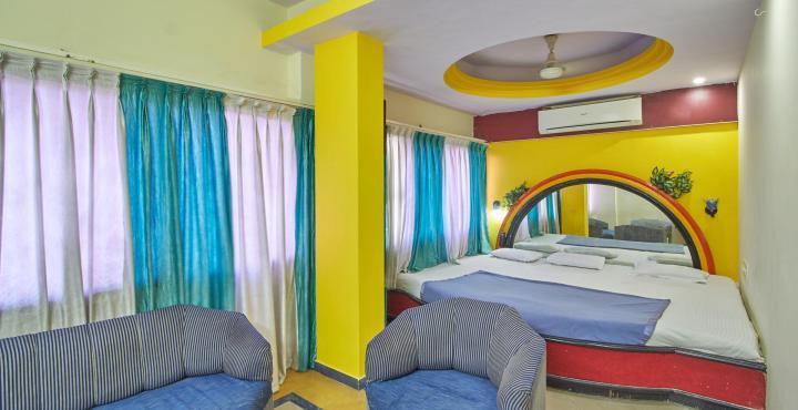 Hotel Aditya Rajkot Exteriör bild